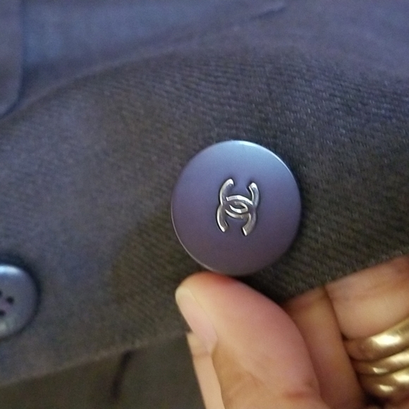 Chanel Vintage blazers & skirts. Final sale no return - Picture 5 of 17